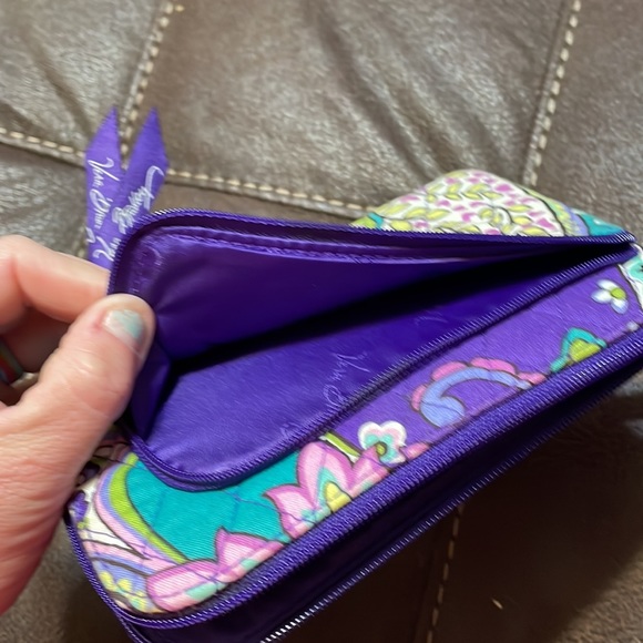 Vera Bradley Wristlet - Picture 3 of 5
